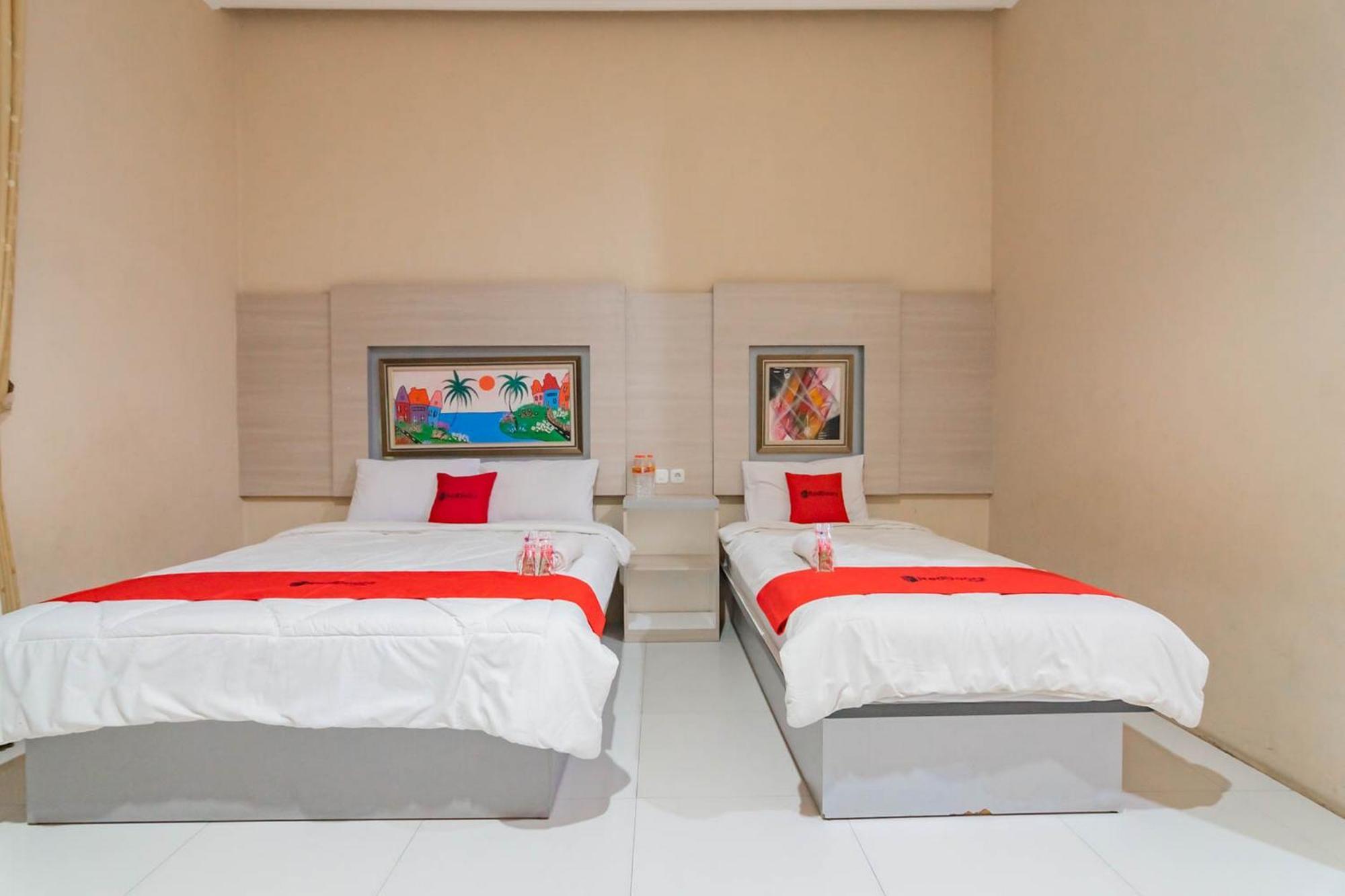 Reddoorz Resort Premium @ Sangkan Hurip Kuningan Kültér fotó